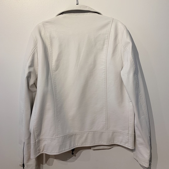 WHITE FAUX LEATHER JACKET - Picture 6 of 6